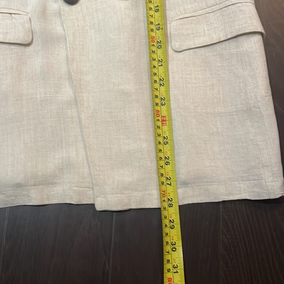 Linen vest - Picture 7 of 7